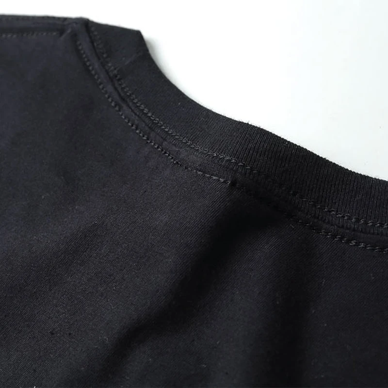 Kaus Hitam Uniseks Terinspiras - Poster Men Fashion ulasan dan harga